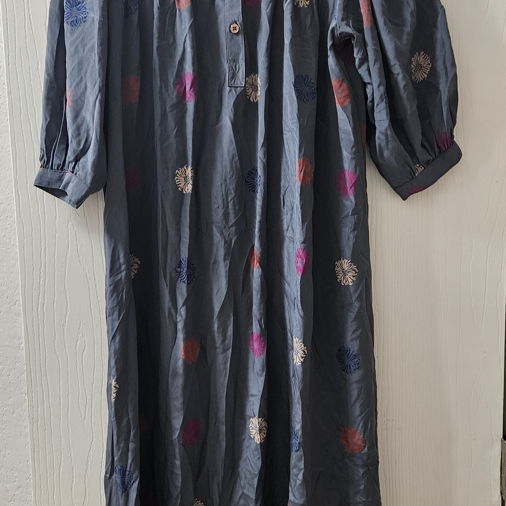 Chic Long Sleeve Floral Dress in Gray and Pink